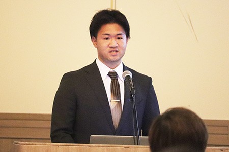 在校生発表（情報エキスパート学科生）