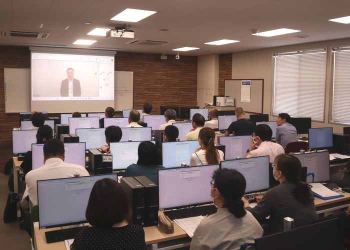 開講式の様子