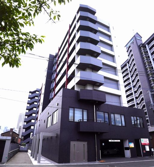 写真：ドーミー小倉さくら通りの建物の外観