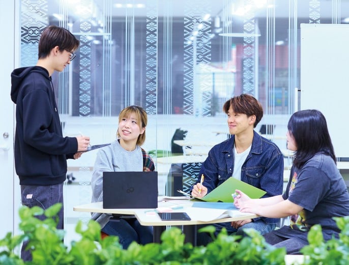 大学併修学科(4年課程)｜大学併修学科｜学科・専攻｜KCS鹿児島情報専門学校